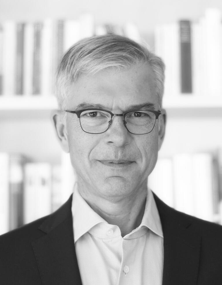 Martin Werding ist Professor für Sozialpolitik und öffentliche Finanzen an der Ruhr-Universität Bochum. 