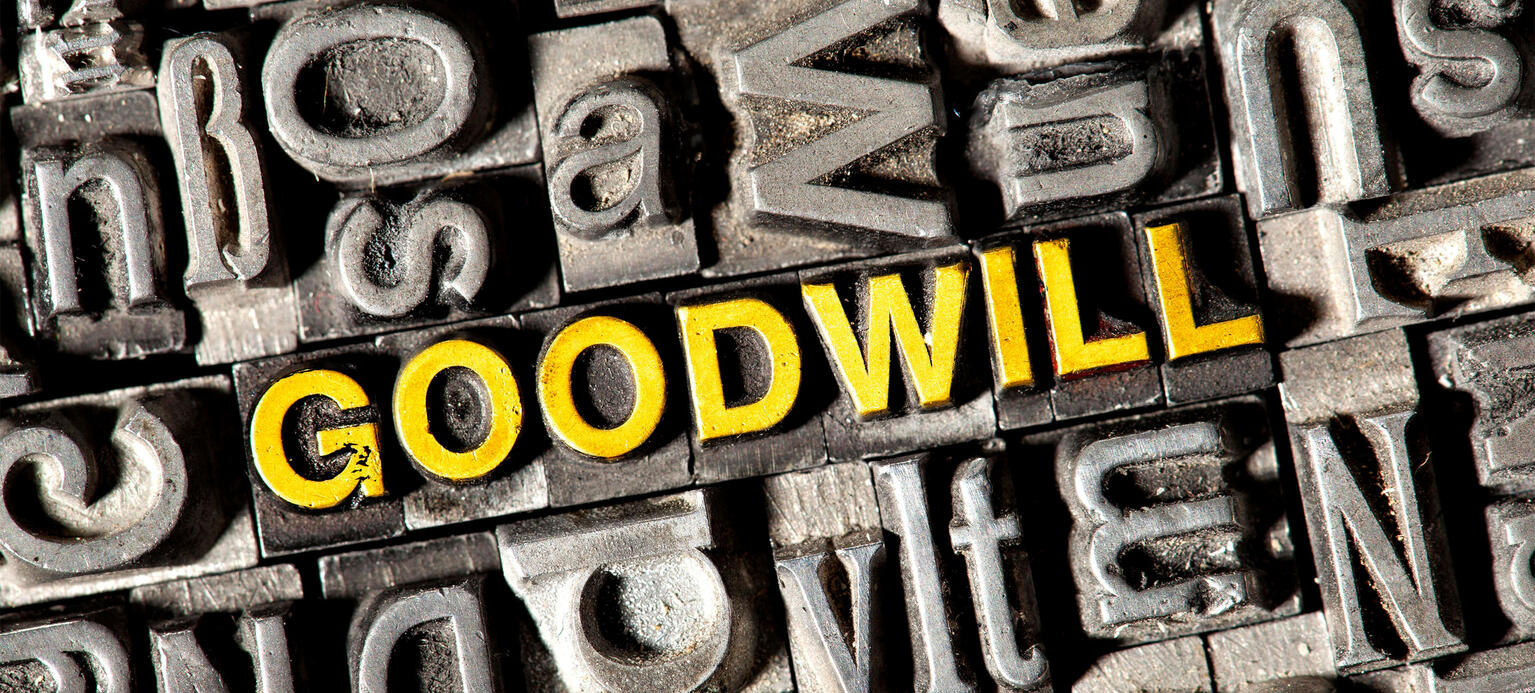 Alte Bleilettern bilden das englische Wort 'GOODWILL' 