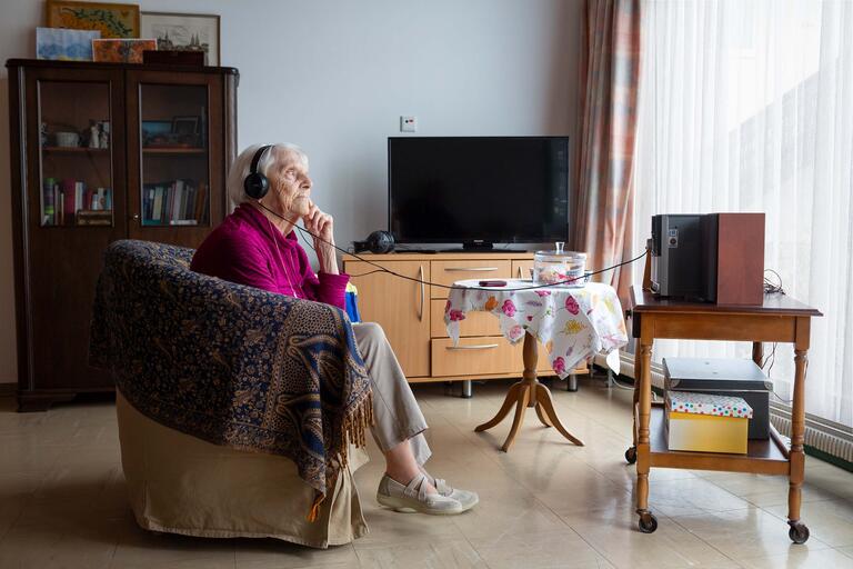 Christa ist 99 Jahre alt und lebt seit einem Sturz vor einem halben Jahr in einem Altenheim in Mülheim-Ruhr