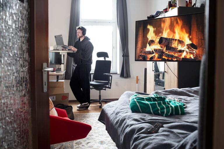 Eric lebt, schläft und arbeitet auf 26 Quadaratmetern