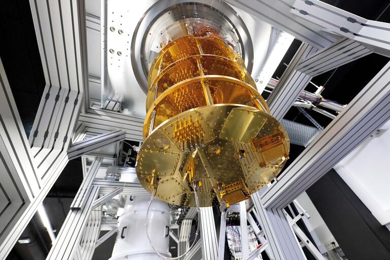 Moderner Quantencomputer