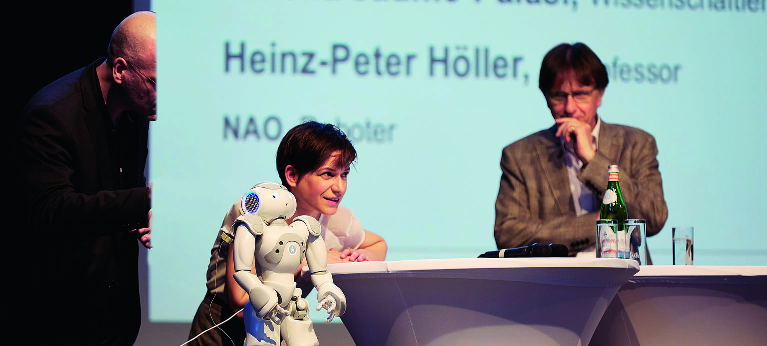 Lorena Jaume-Palasí und Heinz-Peter Höller