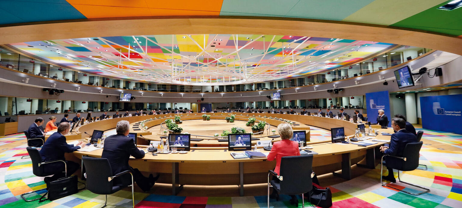 Mit Milliarden gegen das Virus: Erstes Treffen der EU-Regierungs- chefs nach Monaten virtueller Meetings