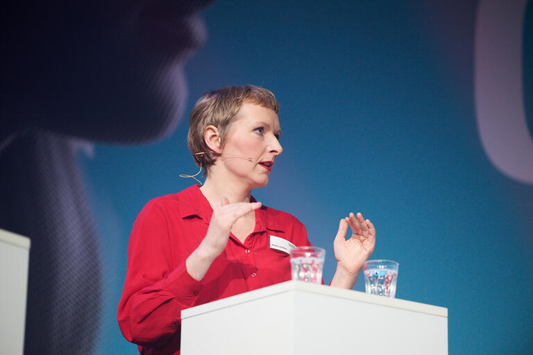 Zu sehen ist Meike Zehlike.