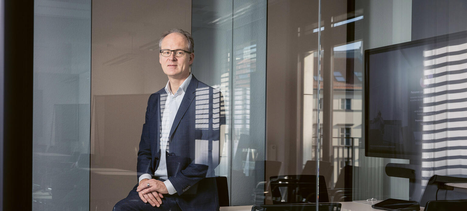 SEBASTIAN DULLIEN, Wissenschaftlicher Direktor des Instituts für Makroökonomie und Konjunkturforschung (IMK) in der Hans-Böckler-Stiftung