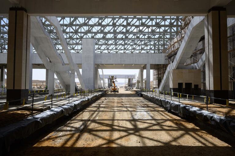 Baustelle Bahnhofsbau von Siemens Mobility in Ägyptennetz, wozu auch dieser Bahnhof gehört.