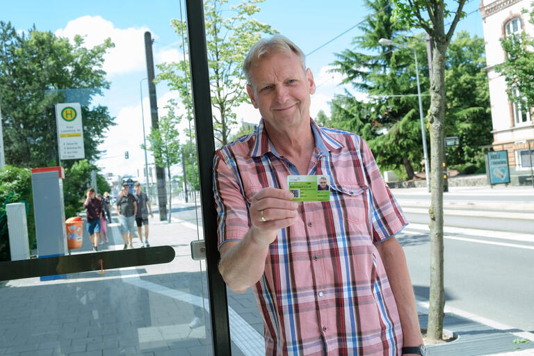 Dirk Marek am Bahnhof Rostock
