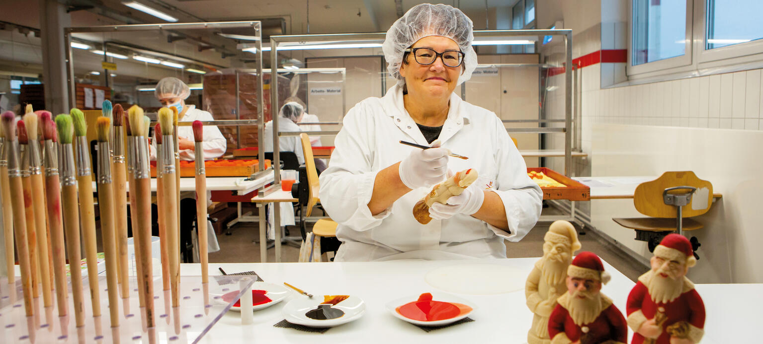Marion Asses, 60, lebt mit ihrer Familie in Lübeck und arbeitet beim Marzipanhersteller Niederegger.