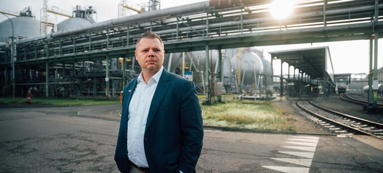 Marco Hucklenbroich, Betriebsratsvorsitzender bei Ineos in Köln auf Werkgelände