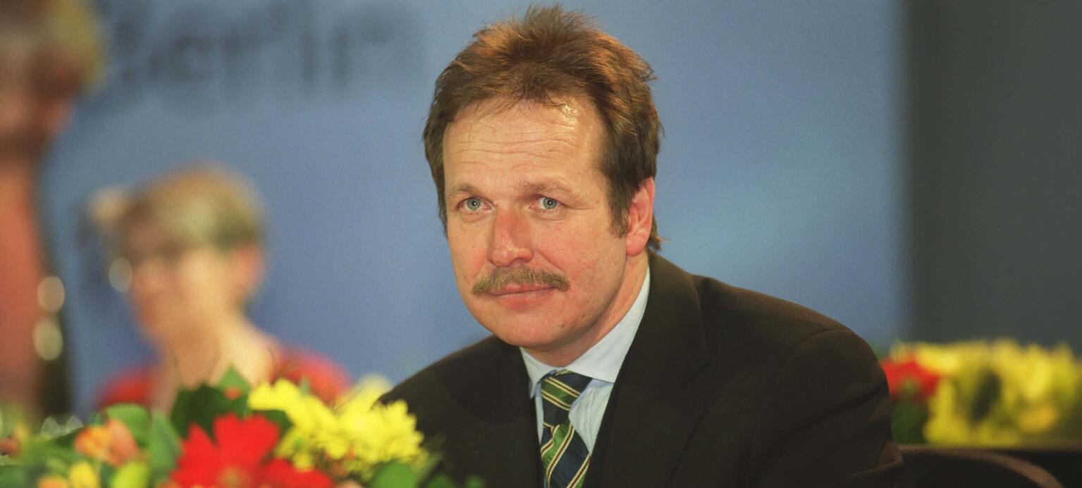 Frank Bsirske, Erster Vorsitzender der Vereinigten Dienstleistungsgewerkschaft (kurz: Verdi)  beim Gründungskongress im März 2001 im Internationalen Congress Centrum (ICC) in Berlin