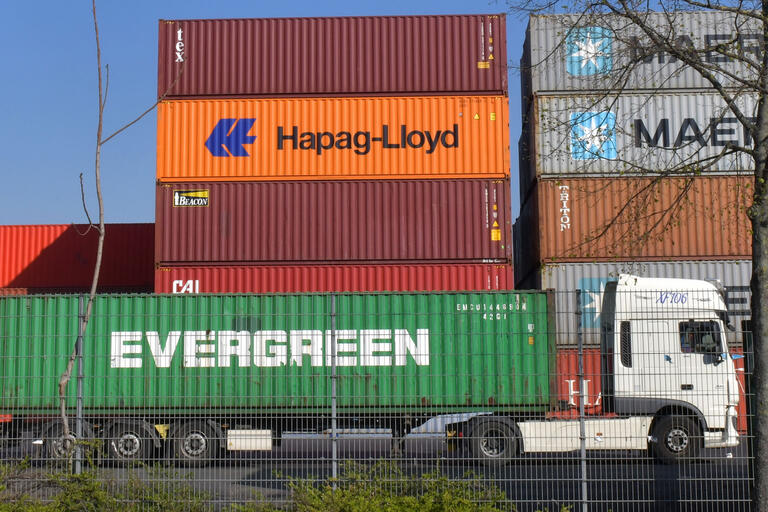 Nachhaltigere Lieferketten: ein Evergreen - wie die Aufschrift auf diesem LKW