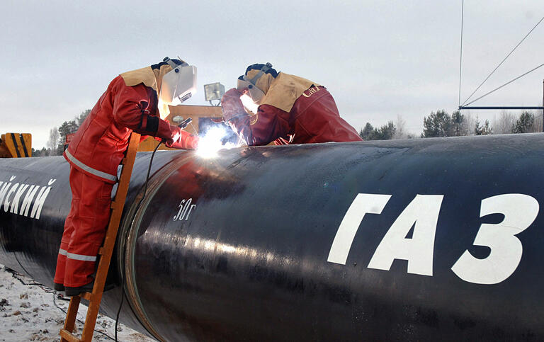 Vorarbeiten für die Pipeline Nord Stream im russischen Babajewo (2005).
